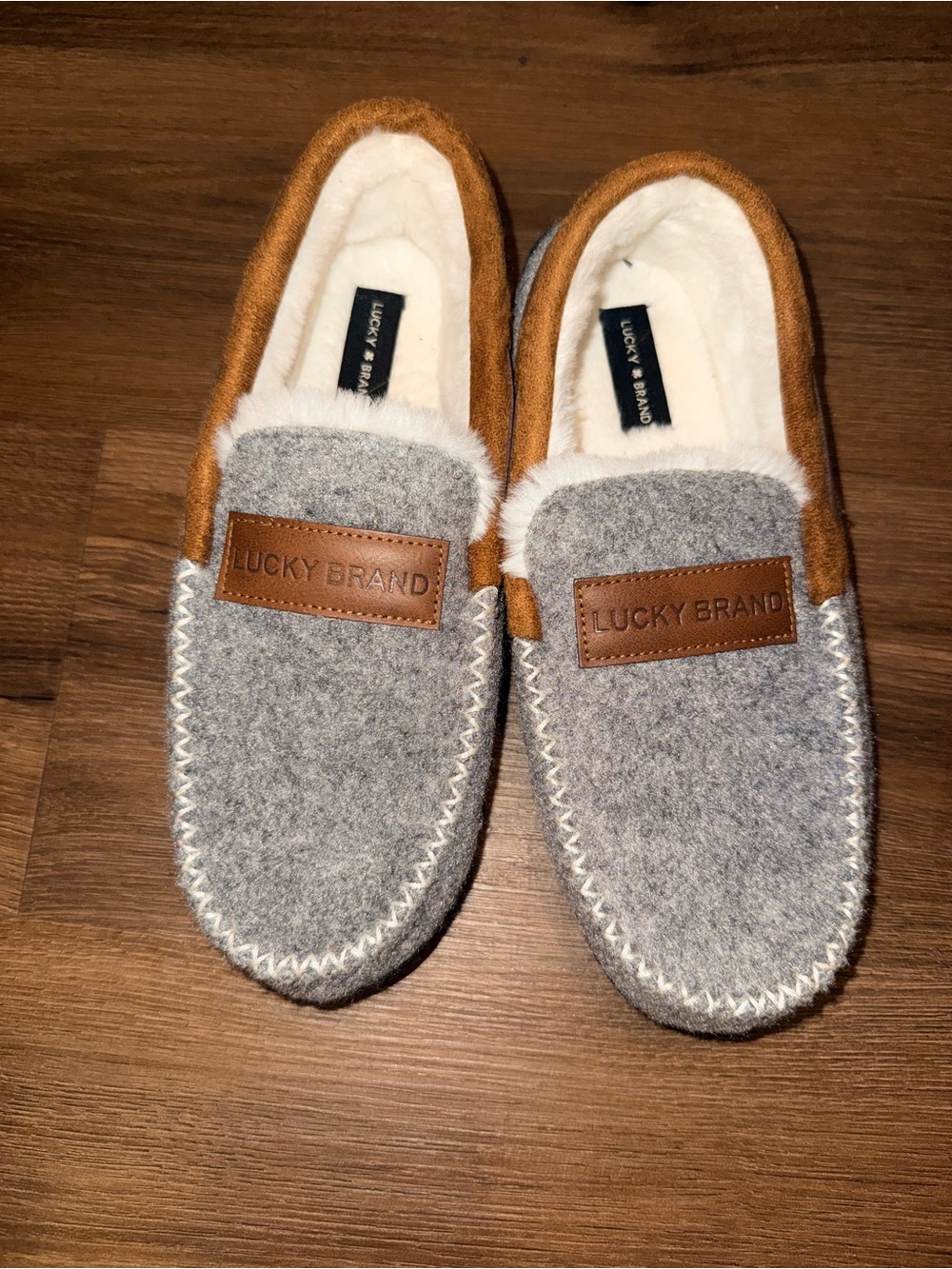 Lucky Brand Gray & Tan Cozy Faux-Fur Moccasin Slippers